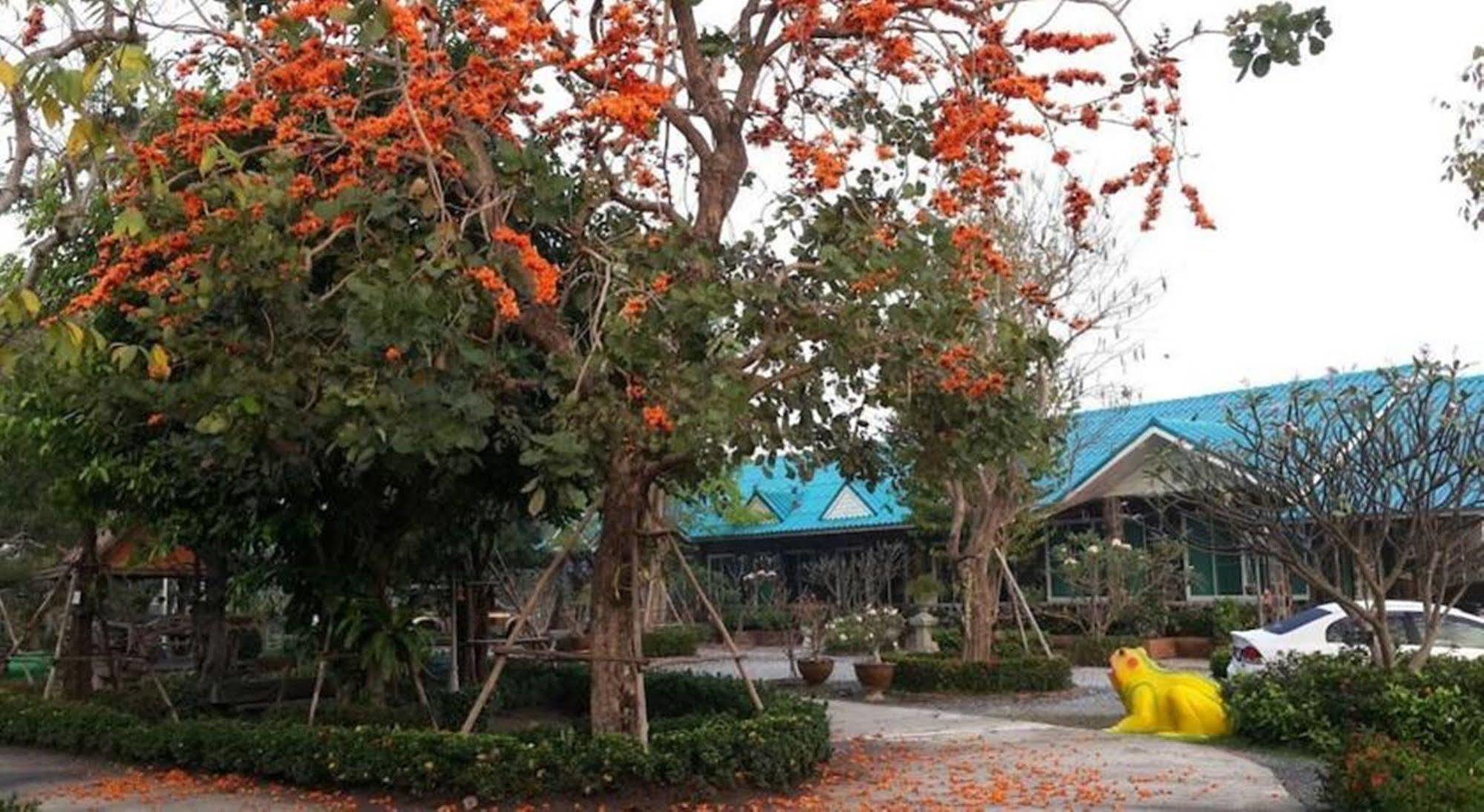 Punpisa Resort Sam Chuk Exterior photo