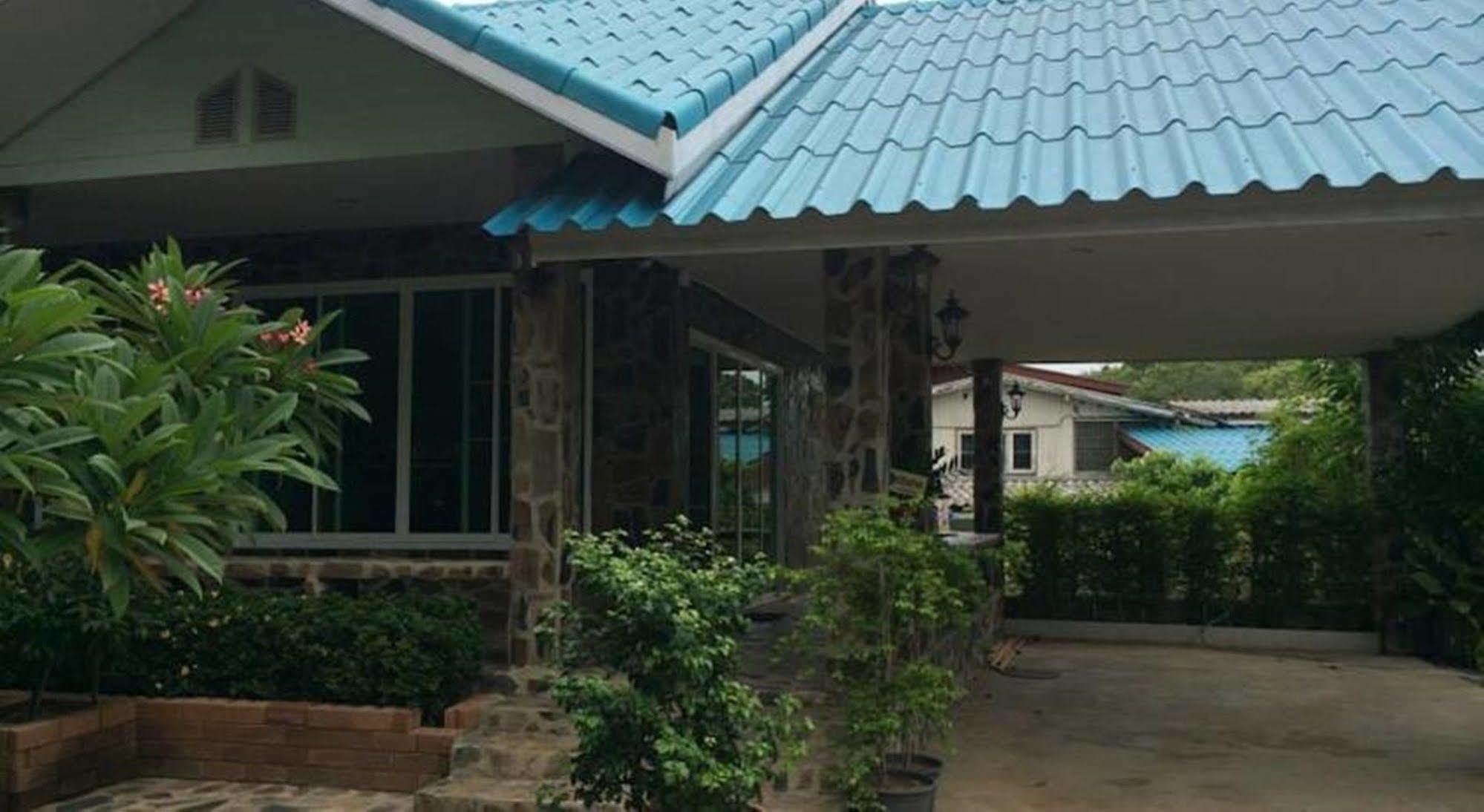 Punpisa Resort Sam Chuk Exterior photo