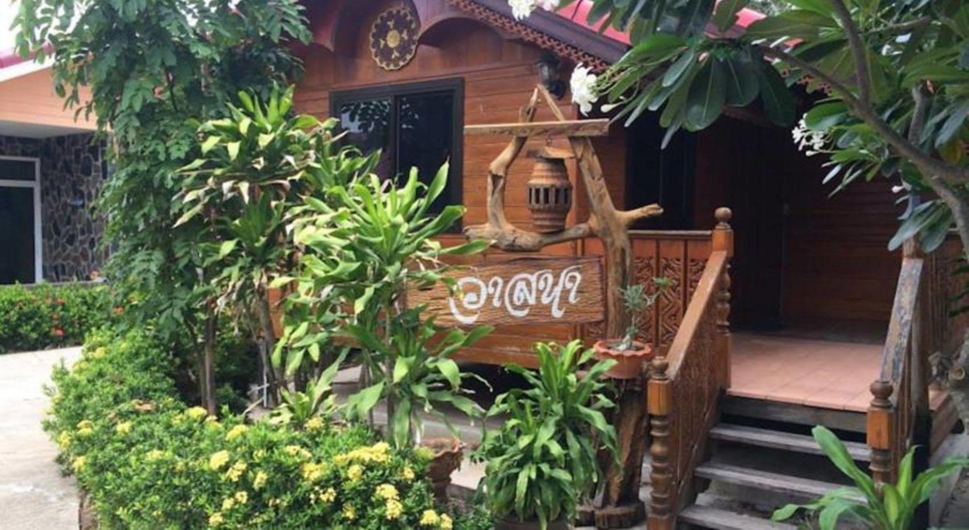 Punpisa Resort Sam Chuk Exterior photo