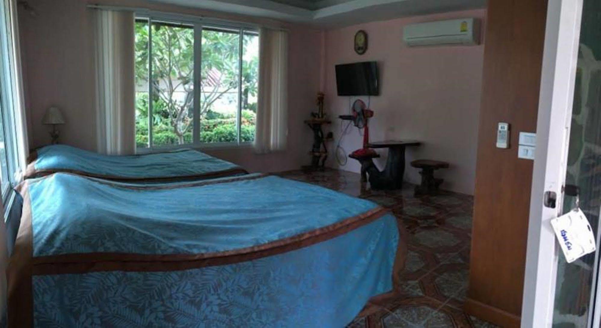 Punpisa Resort Sam Chuk Exterior photo