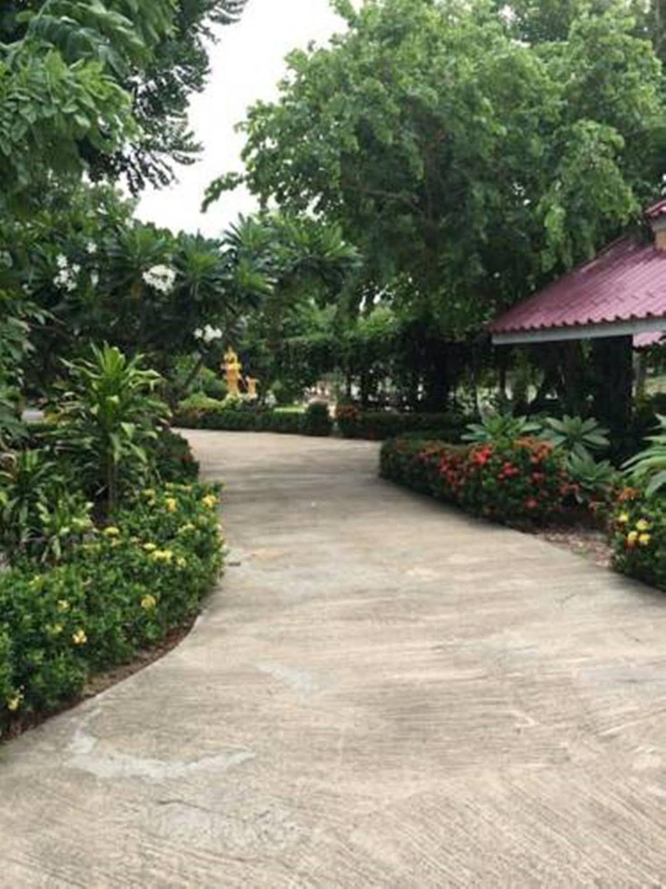Punpisa Resort Sam Chuk Exterior photo